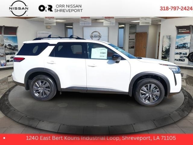2026 Nissan Pathfinder SV