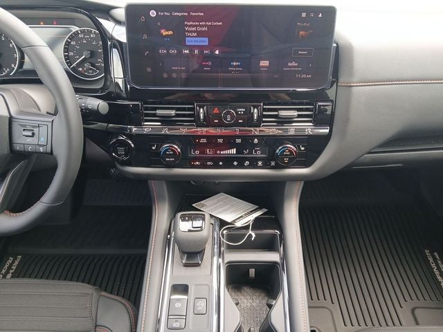 2026 Nissan Pathfinder Rock Creek®