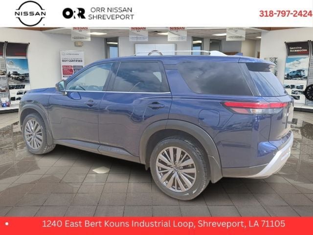 2023 Nissan Pathfinder SL Premium