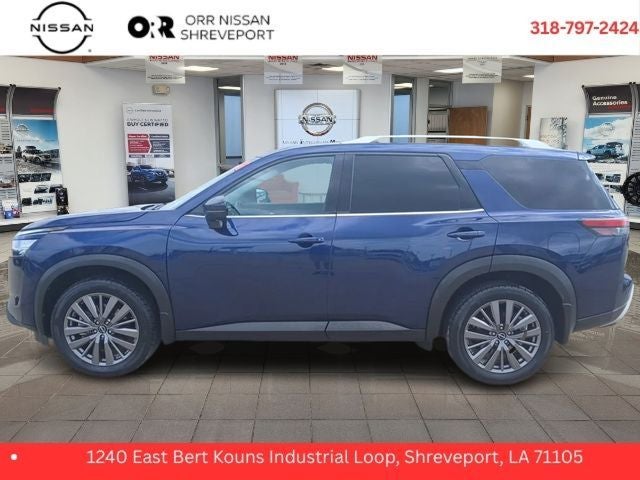 2023 Nissan Pathfinder SL Premium