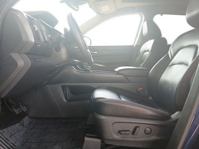 2023 Nissan Pathfinder SL Premium