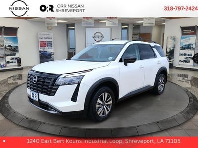 2026 Nissan Pathfinder SL