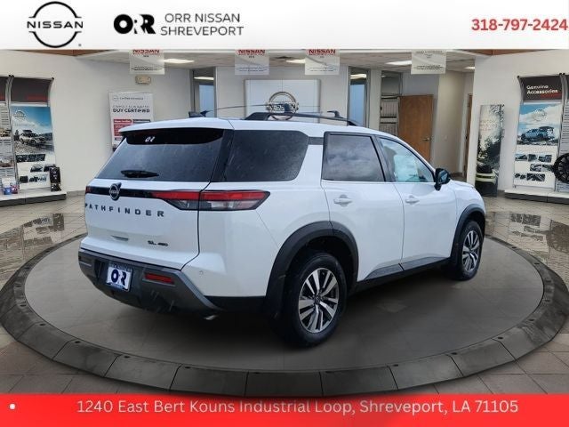 2026 Nissan Pathfinder SL