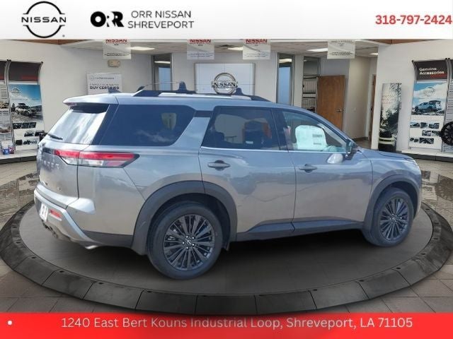 2026 Nissan Pathfinder SL