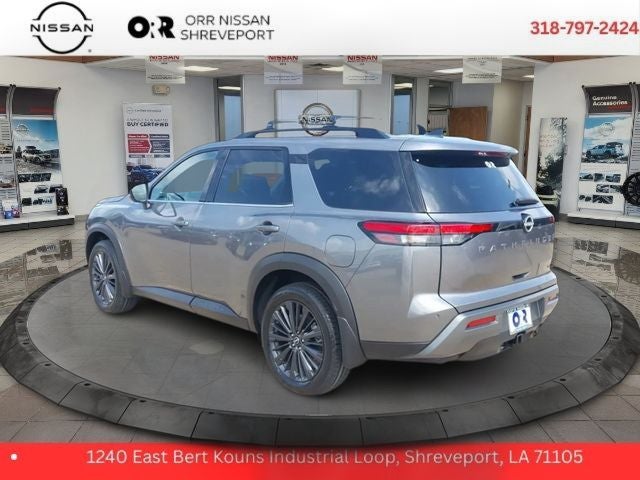 2026 Nissan Pathfinder SL