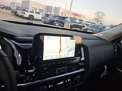 2025 Nissan Pathfinder Platinum