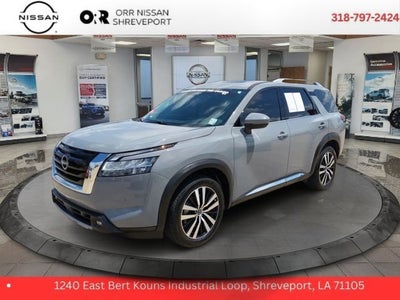 2023 Nissan Pathfinder Platinum
