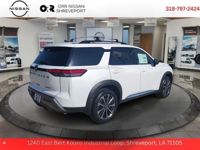 2026 Nissan Pathfinder Platinum