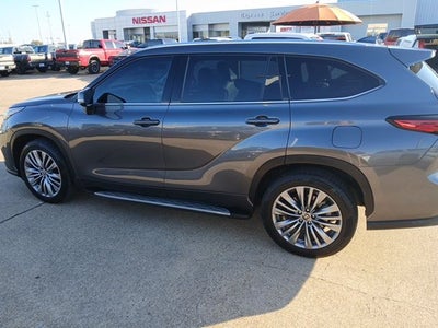 2021 Toyota Highlander Platinum