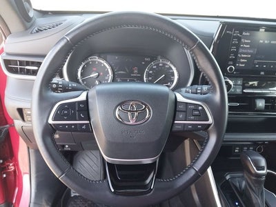 2022 Toyota Highlander XSE