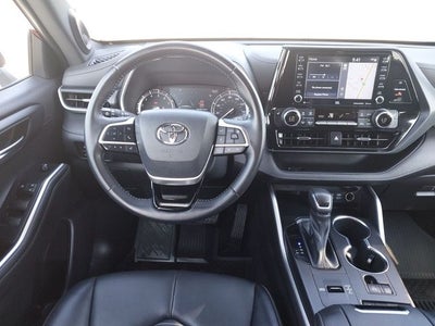 2022 Toyota Highlander XSE