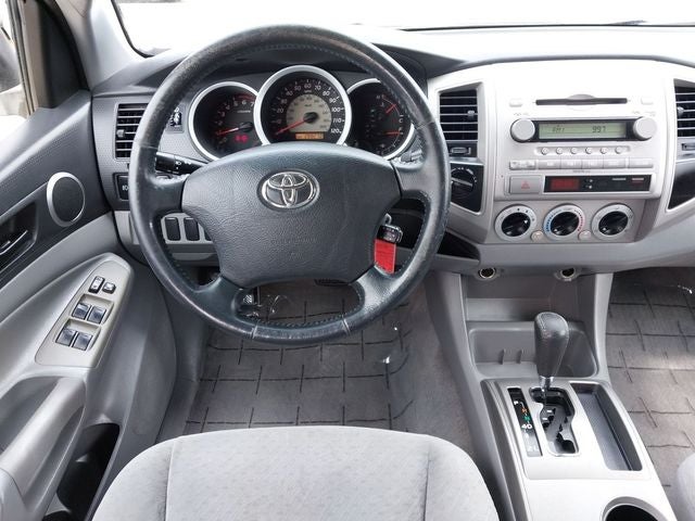 2006 Toyota Tacoma Base V6