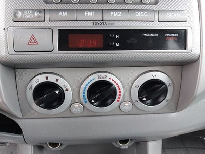 2006 Toyota Tacoma Base V6