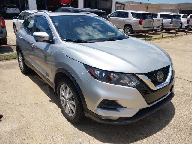 2022 Nissan Rogue Sport SV
