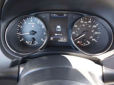 2022 Nissan Rogue Sport SV