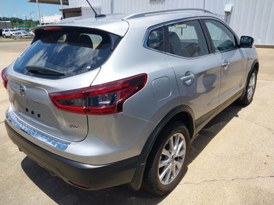 2022 Nissan Rogue Sport SV
