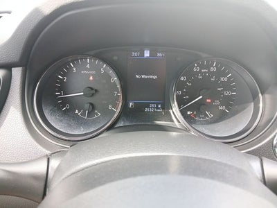 2022 Nissan Rogue Sport SL