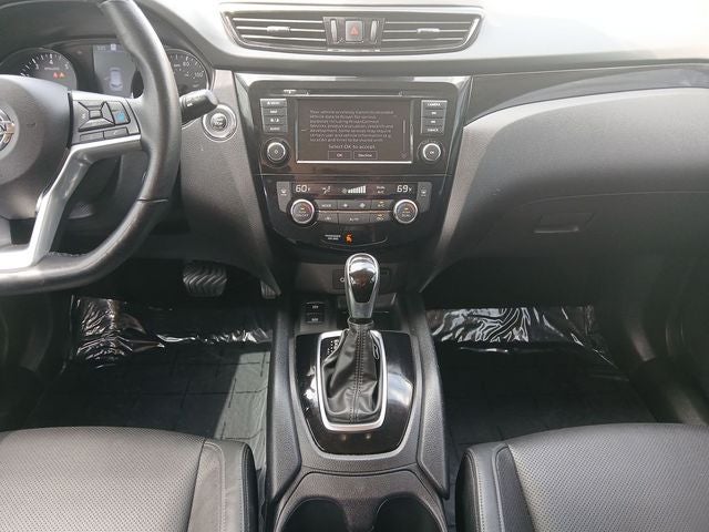 2022 Nissan Rogue Sport SL