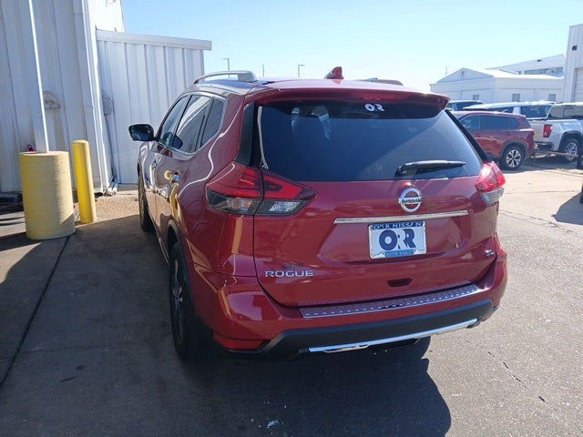 2017 Nissan Rogue SL