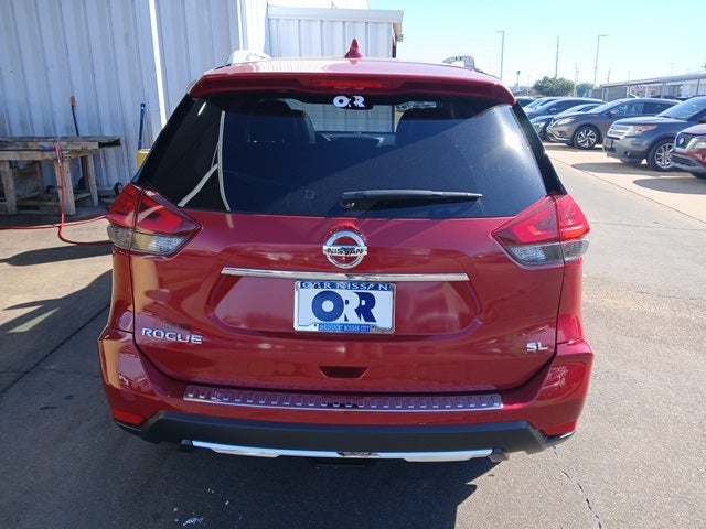 2017 Nissan Rogue SL