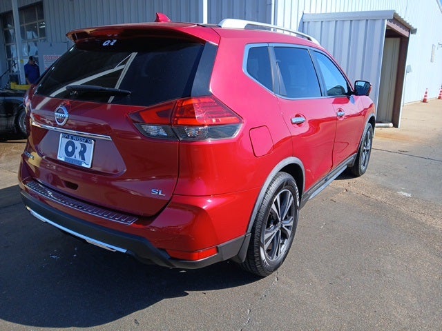 2017 Nissan Rogue SL