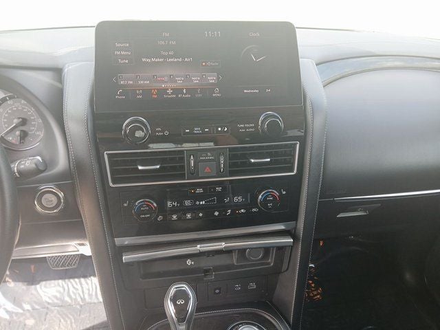 2024 INFINITI QX80 LUXE