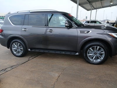 2024 INFINITI QX80 LUXE