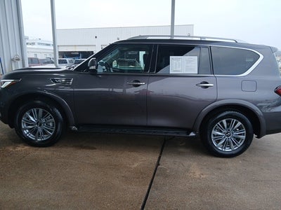 2024 INFINITI QX80 LUXE