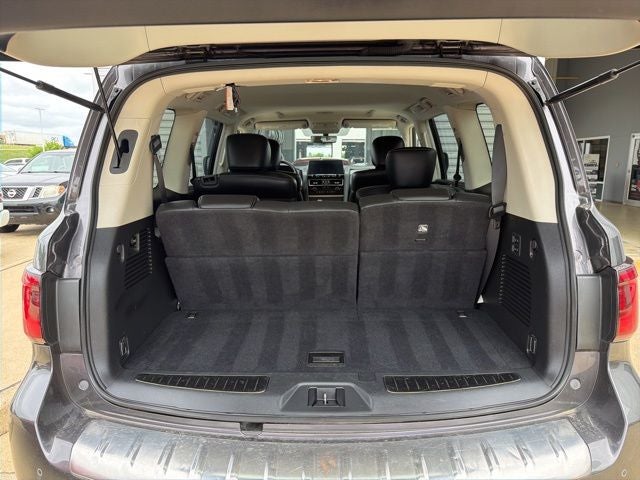 2024 INFINITI QX80 LUXE