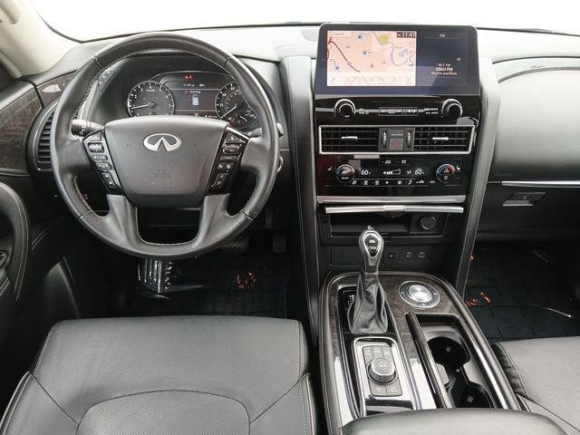 2024 INFINITI QX80 LUXE