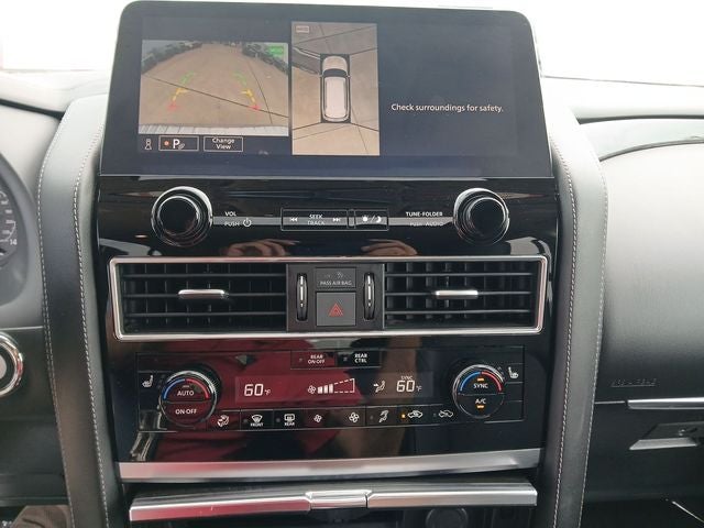2024 INFINITI QX80 LUXE