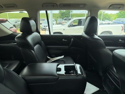 2024 INFINITI QX80 LUXE