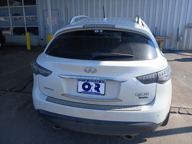 2017 INFINITI QX70 Base