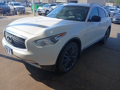 2017 INFINITI QX70 Base