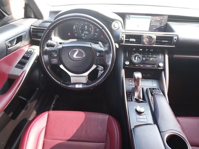 2018 Lexus IS 300