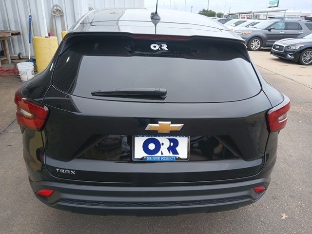 2025 Chevrolet Trax LS