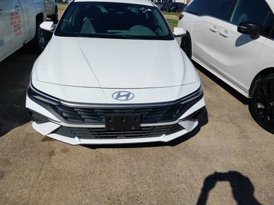 2026 Hyundai Elantra SE