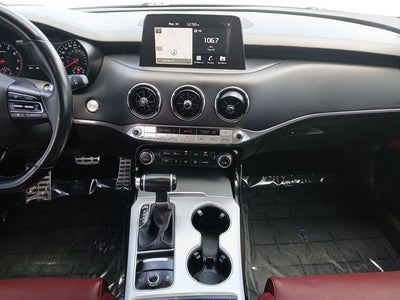 2020 Kia Stinger GT1