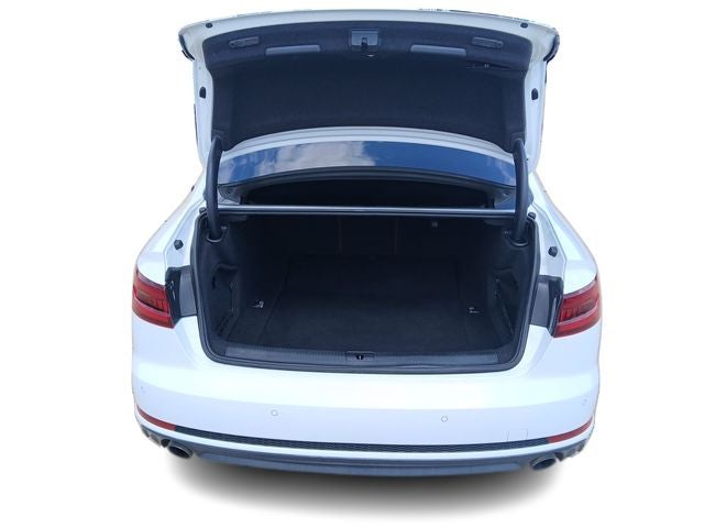 2018 Audi A4 2.0T ultra Premium