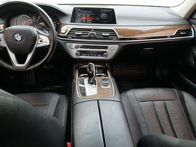 2016 BMW 7 Series 740i