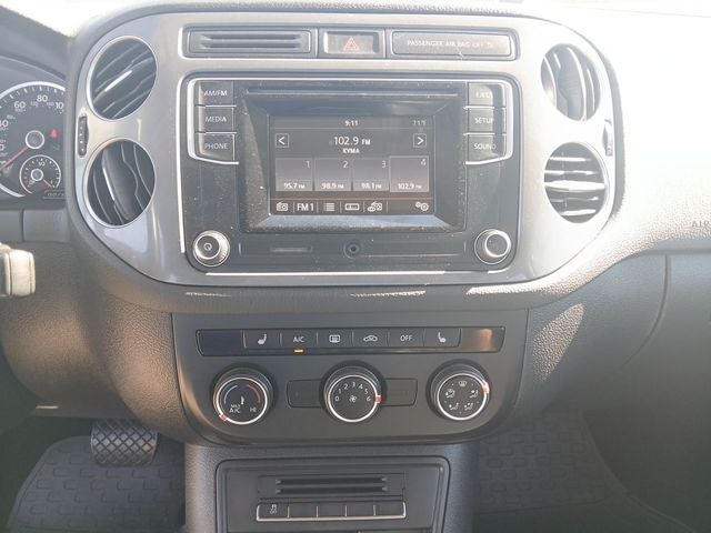 2016 Volkswagen Tiguan S